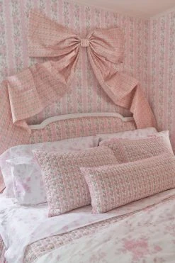 LoveShackFancy Blooming Heirloom Wallpaper 12 LoveShackFancy Blooming Heirloom Wallpaper