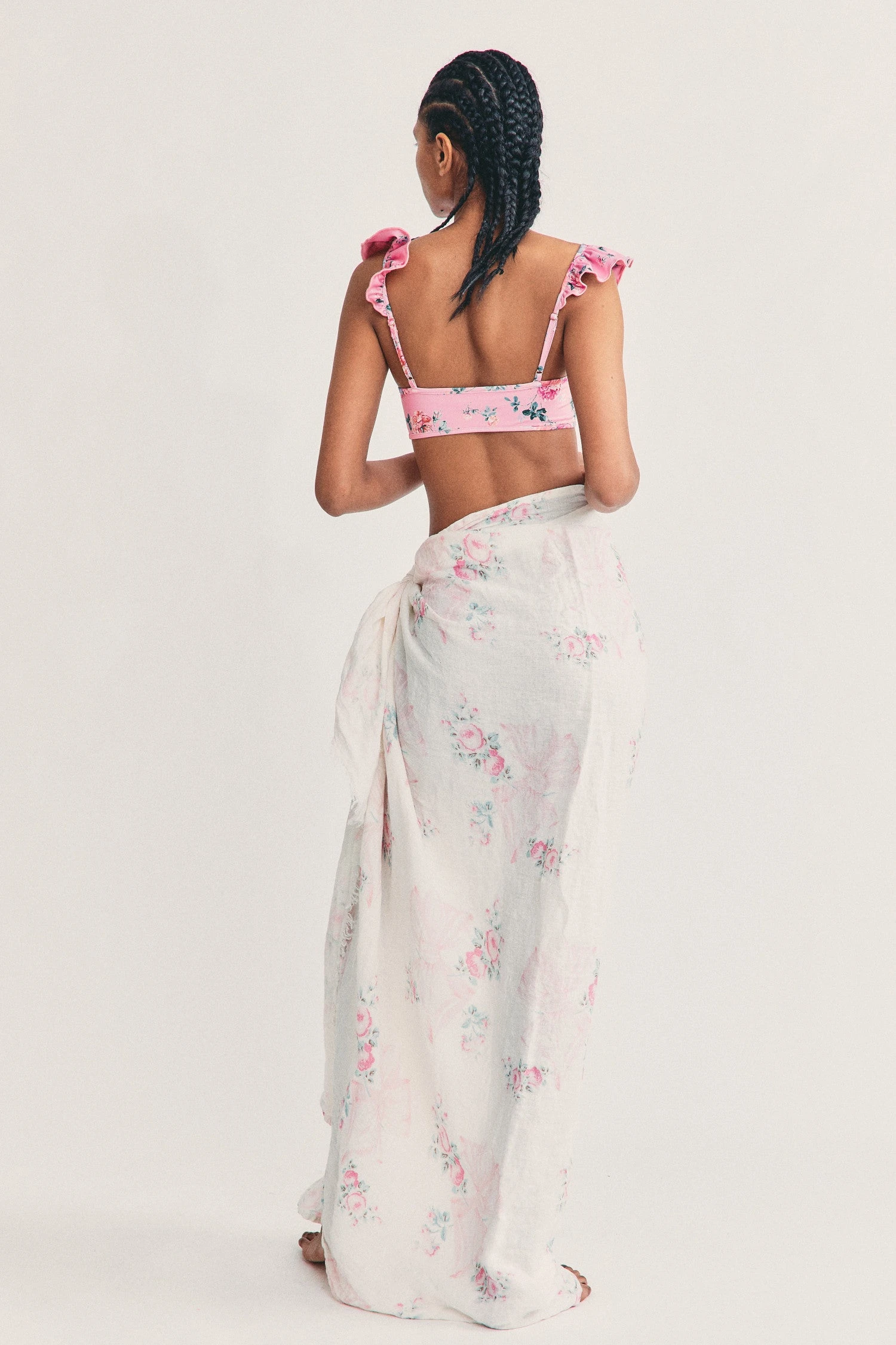 LoveShackFancy Pool Rosa Beaux Linen Beach Throw 6 LoveShackFancy Pool Rosa Beaux Linen Beach Throw